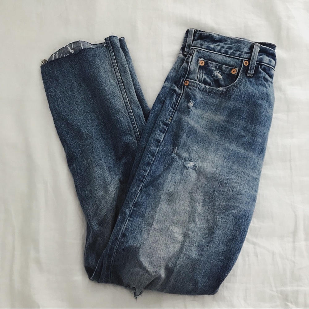 GAP Distressed Straight Leg Jeans